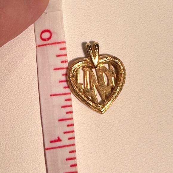 Linda Pin & Pendant Gold-tone - Picture 8 of 12